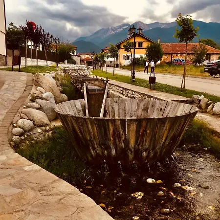 Апартаменты Luxury Downtown - Gondola *