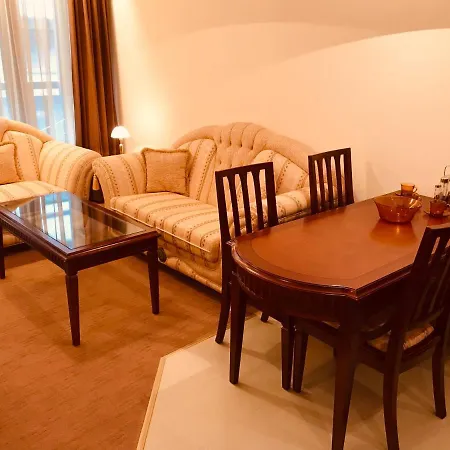 Luxury Downtown - Gondola Bansko